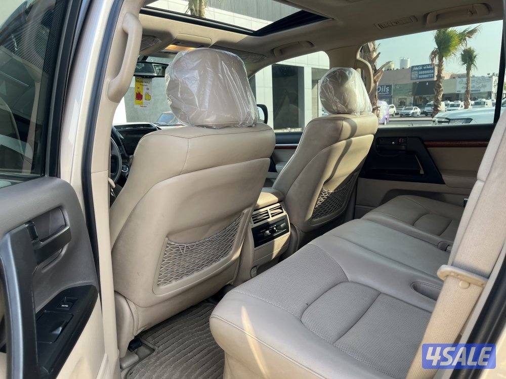 للبيع لاند كروزر موديل 20156