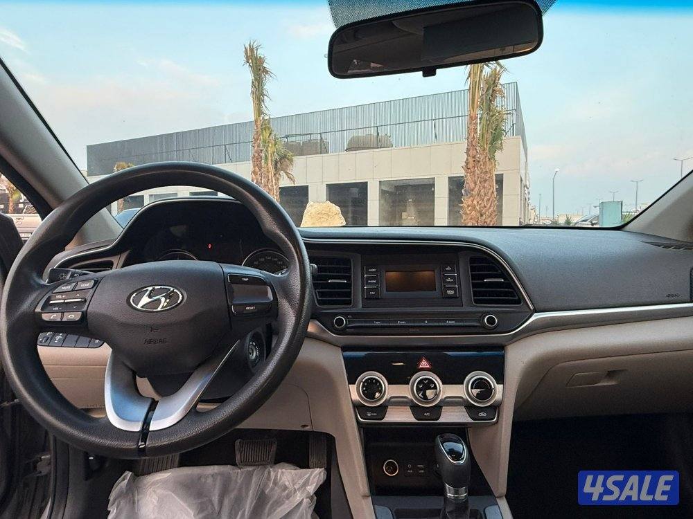 النشاما لبيع وشراء السيارات هونداي الانترا4