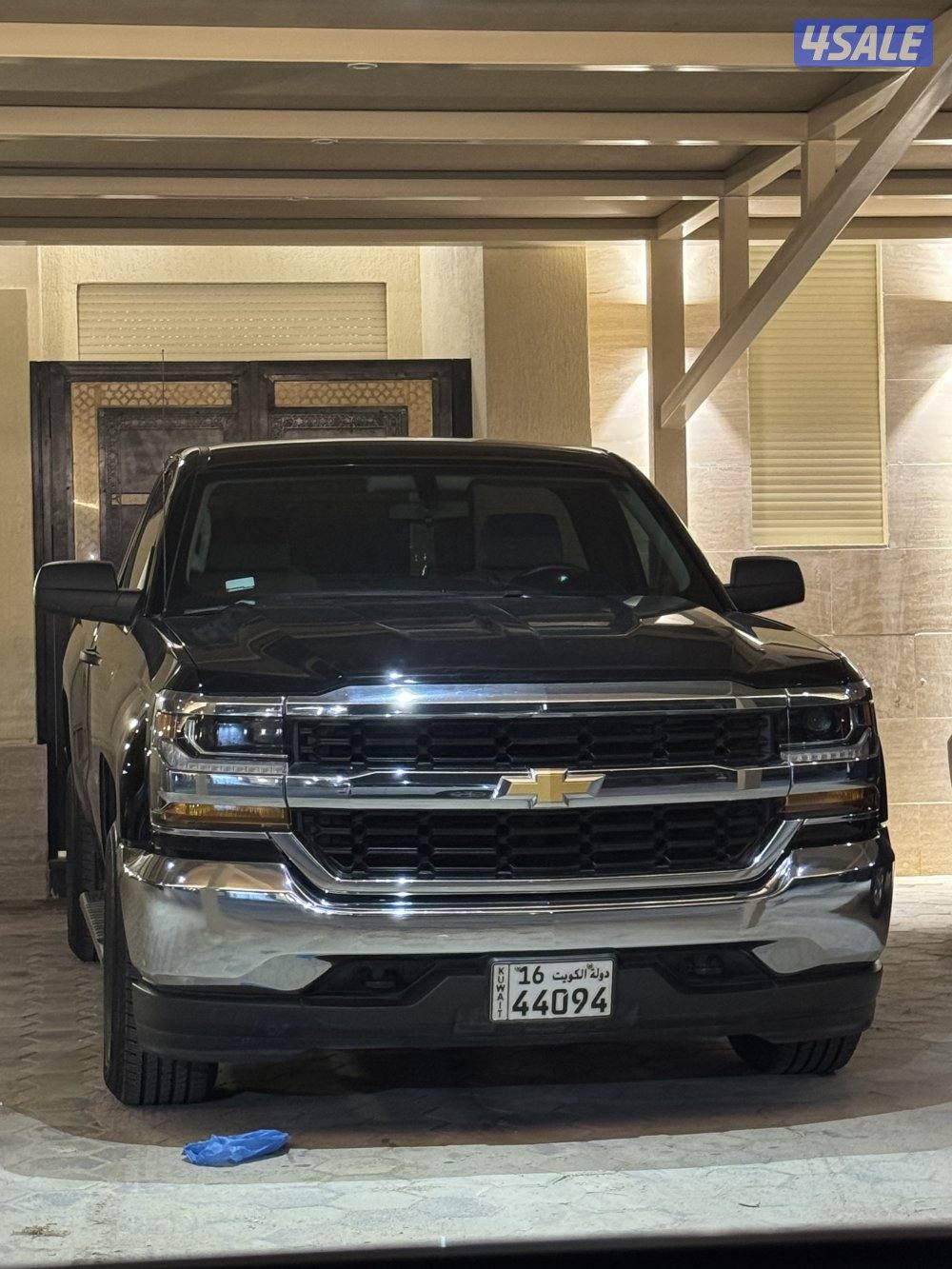 للبيع سلفرادوا ٢٠١٨ اسود ماشي ٢٥ الف فقط نادر جدا صبغ الوكالة0