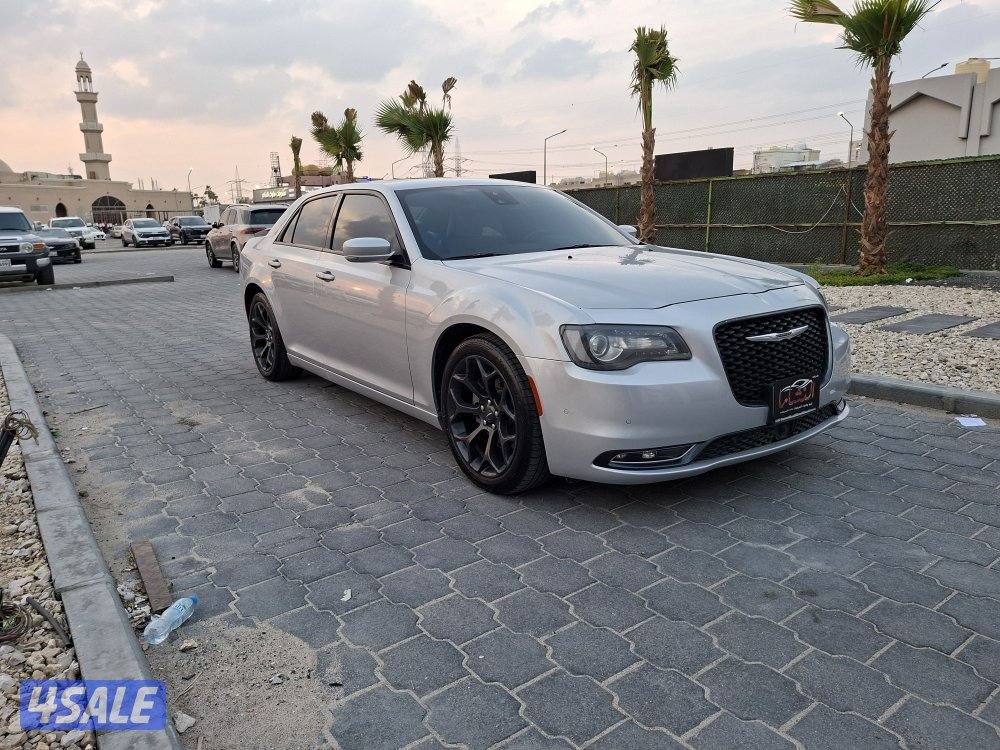 النشاما لبيع وشراء السيارات كرايزلر0