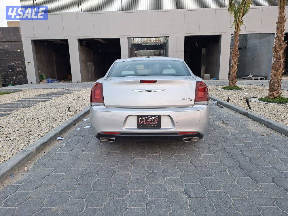 النشاما لبيع وشراء السيارات كرايزلر2