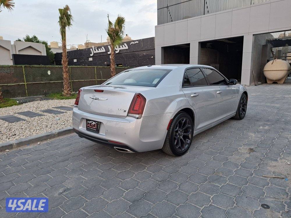 النشاما لبيع وشراء السيارات كرايزلر5