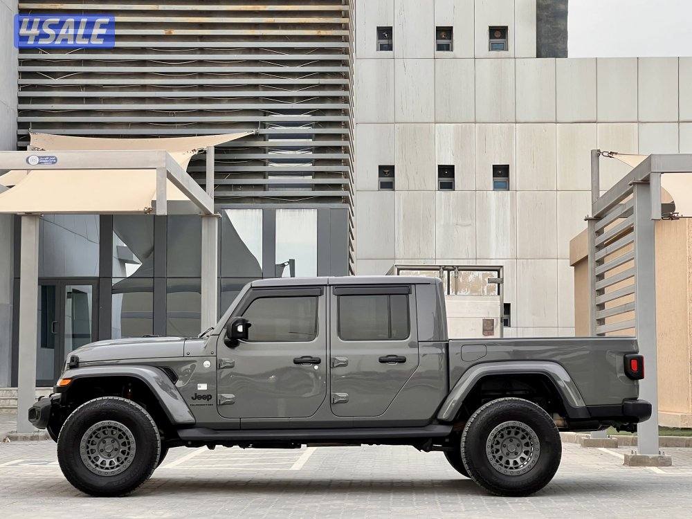 رانجلر قلاديتيور / ٢٠٢١1