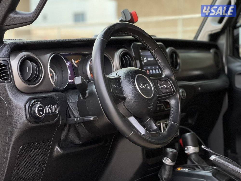 رانجلر قلاديتيور / ٢٠٢١10