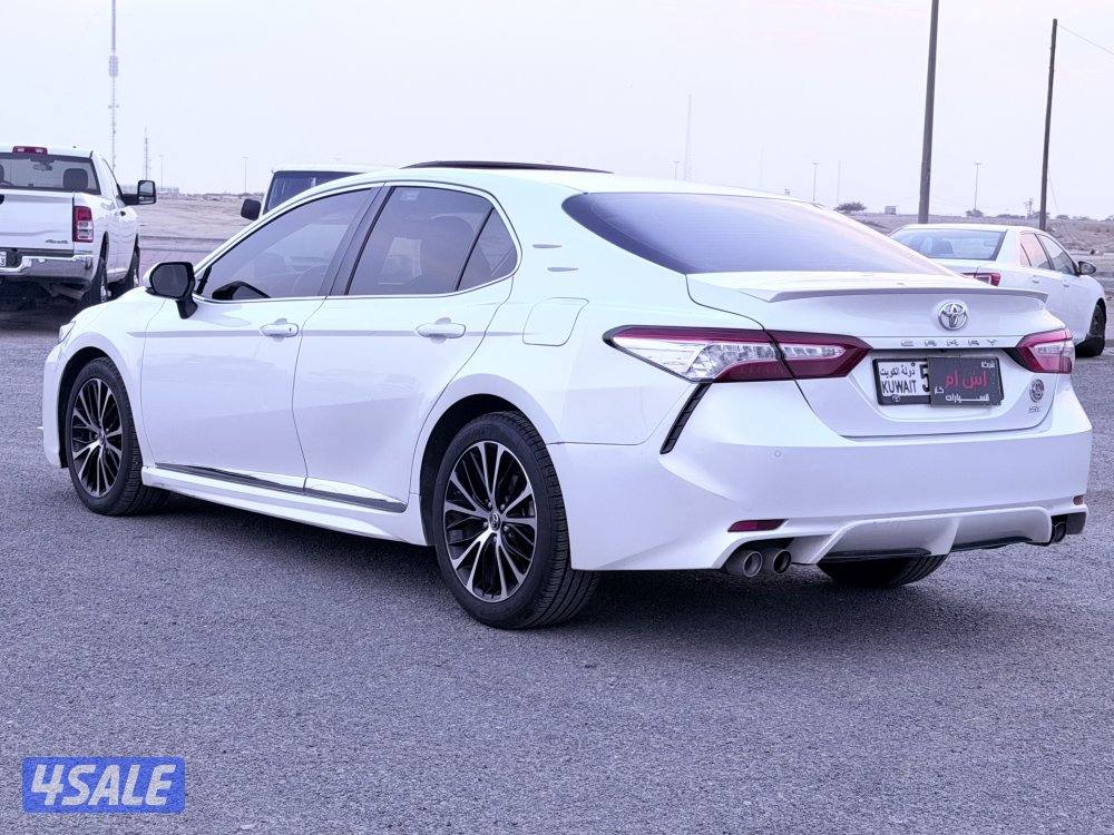 كامري 2019 اعلي فئه V6 بحاله ممتازه2
