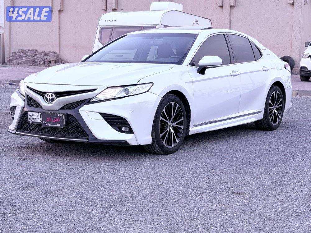 كامري 2019 اعلي فئه V6 بحاله ممتازه4