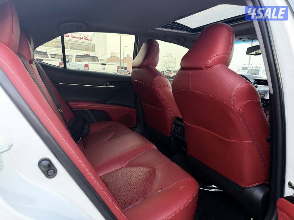 كامري 2019 اعلي فئه V6 بحاله ممتازه9