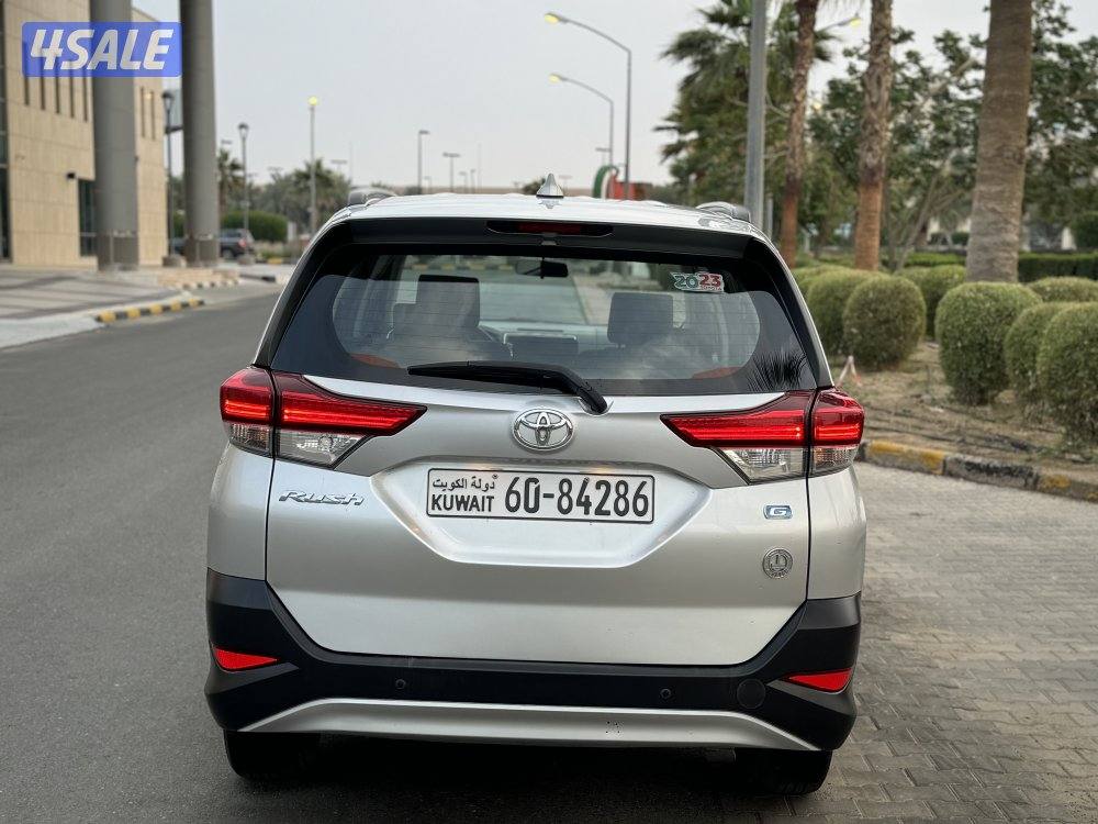 تويوتا رش موديل 2023 سيرفس منتظم بالوكاله7