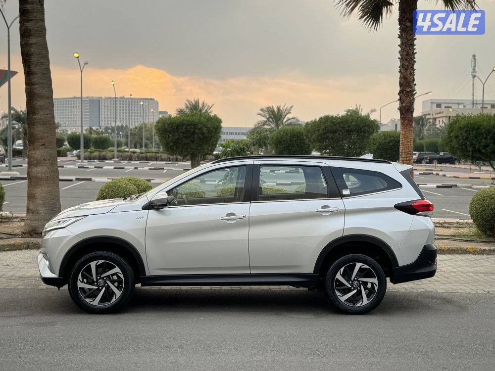 تويوتا رش موديل 2023 سيرفس منتظم بالوكاله10