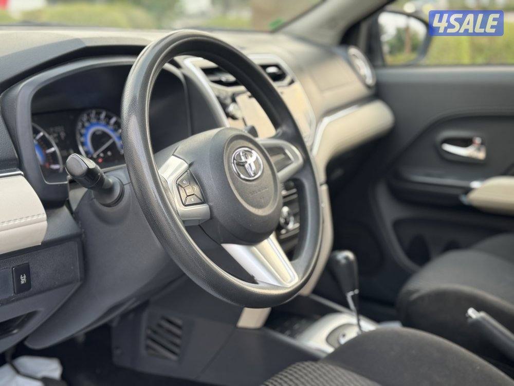 تويوتا رش موديل 2023 سيرفس منتظم بالوكاله14