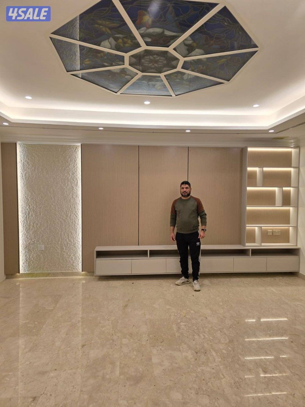 مكتبة تلفزيون بالاضاءة خشب ملامين7