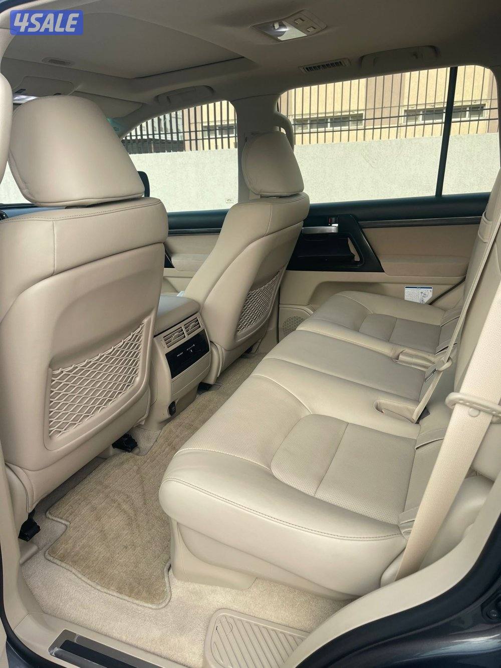 لاندكروزر GXR قراند تورنق 20213