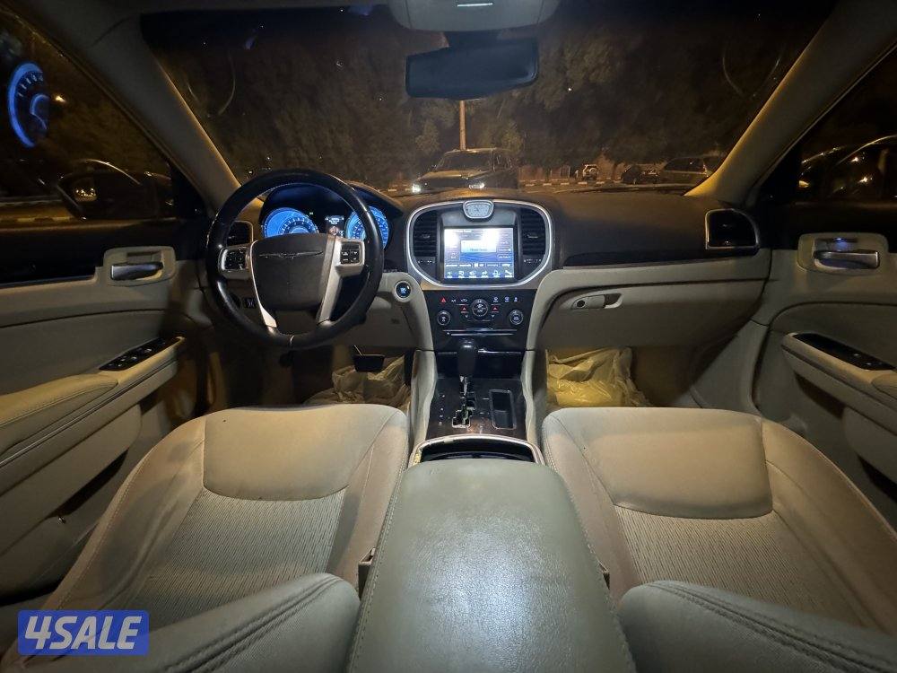 كرايزلر C3008