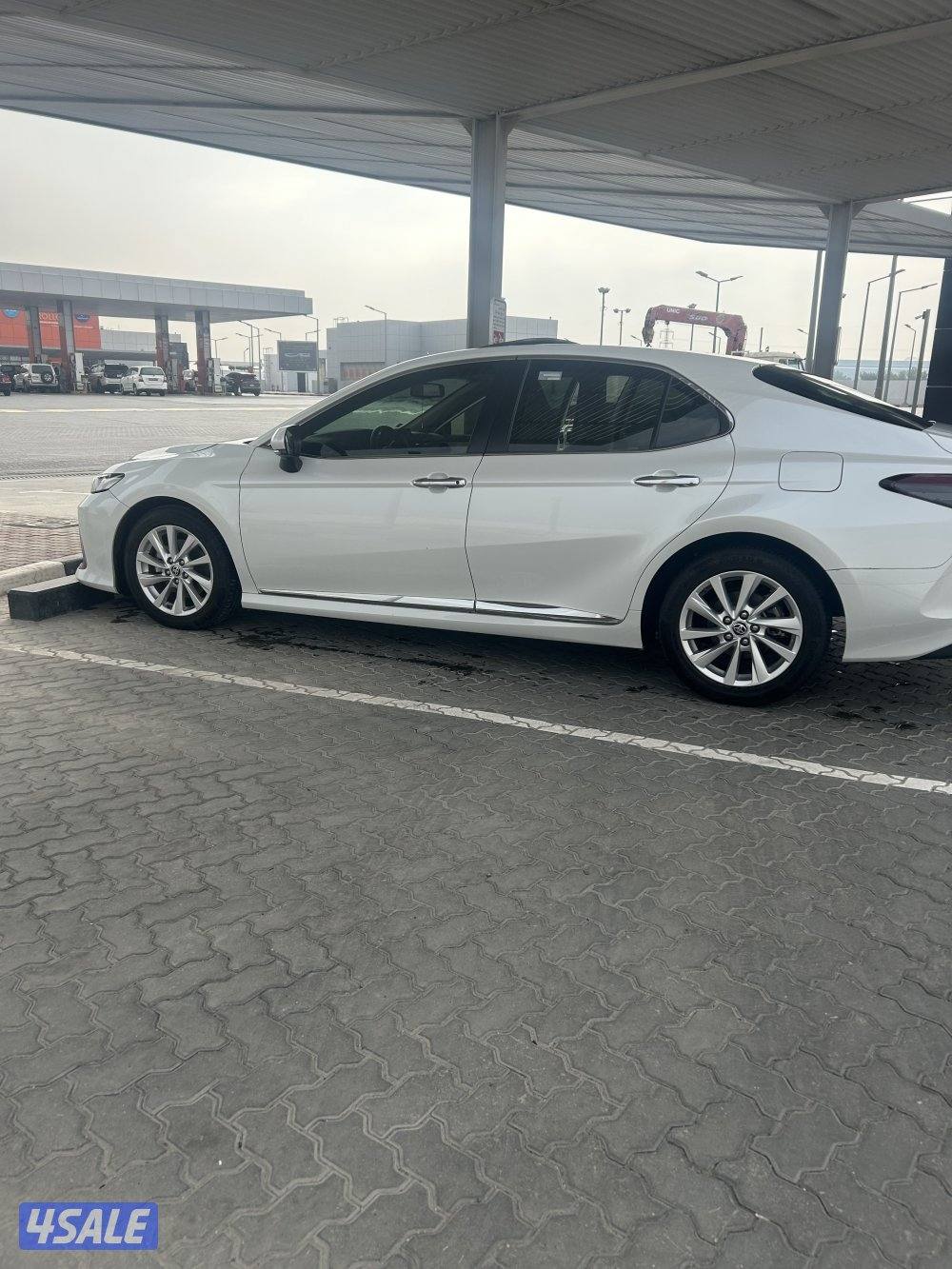 للبيع تويوتا كامري ٢٠٢٣1