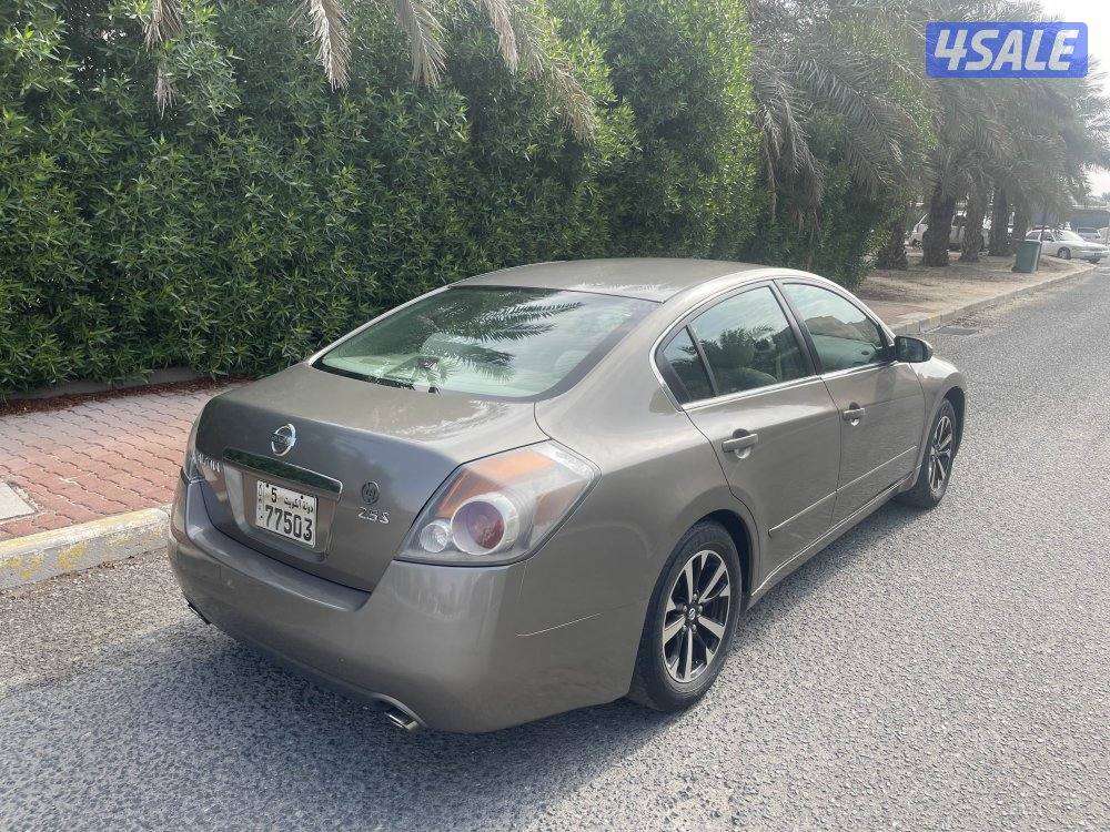 للبيع التيما موديل 2008 عداد 170 الف2