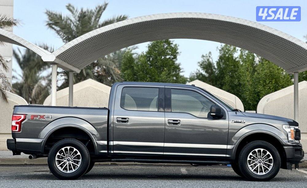 معرض القمة🚩3