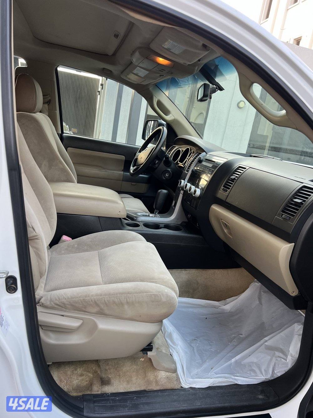 للبيع سكويا 2011 صبغ وكاله بالكامل دبل. الساير4