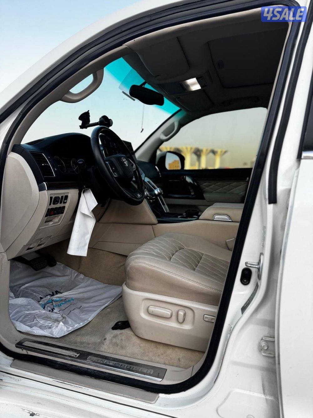 للبيع لاند كروزر 201413