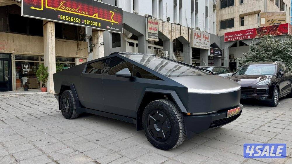 تسلاا سايبر تراك/ فانديشن/ موديل 2024/ عداد 20 ألف/ تأمين شامل14