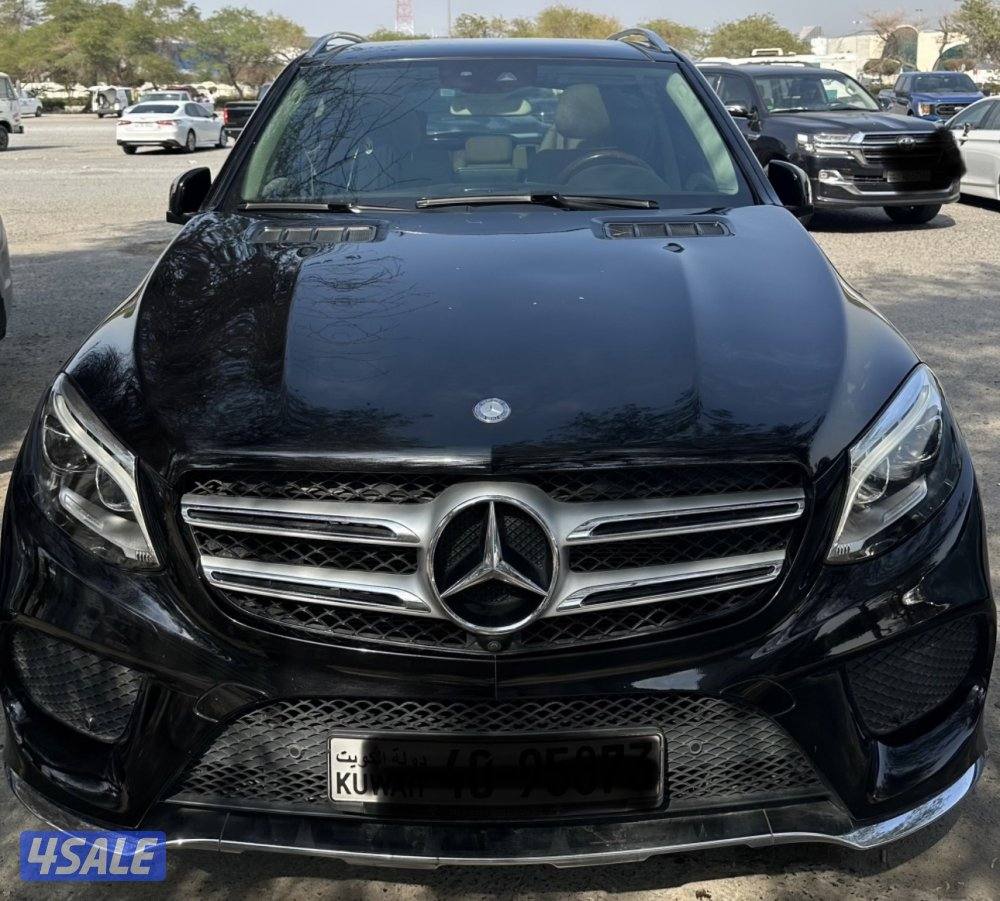 للبيع Gle 4matic موديل ٢٠١٧ ماشي ٥٥ الف4