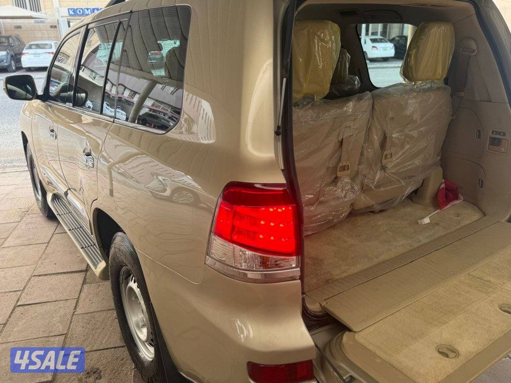 للبيع جيب لكزس ٢٠٠٨6