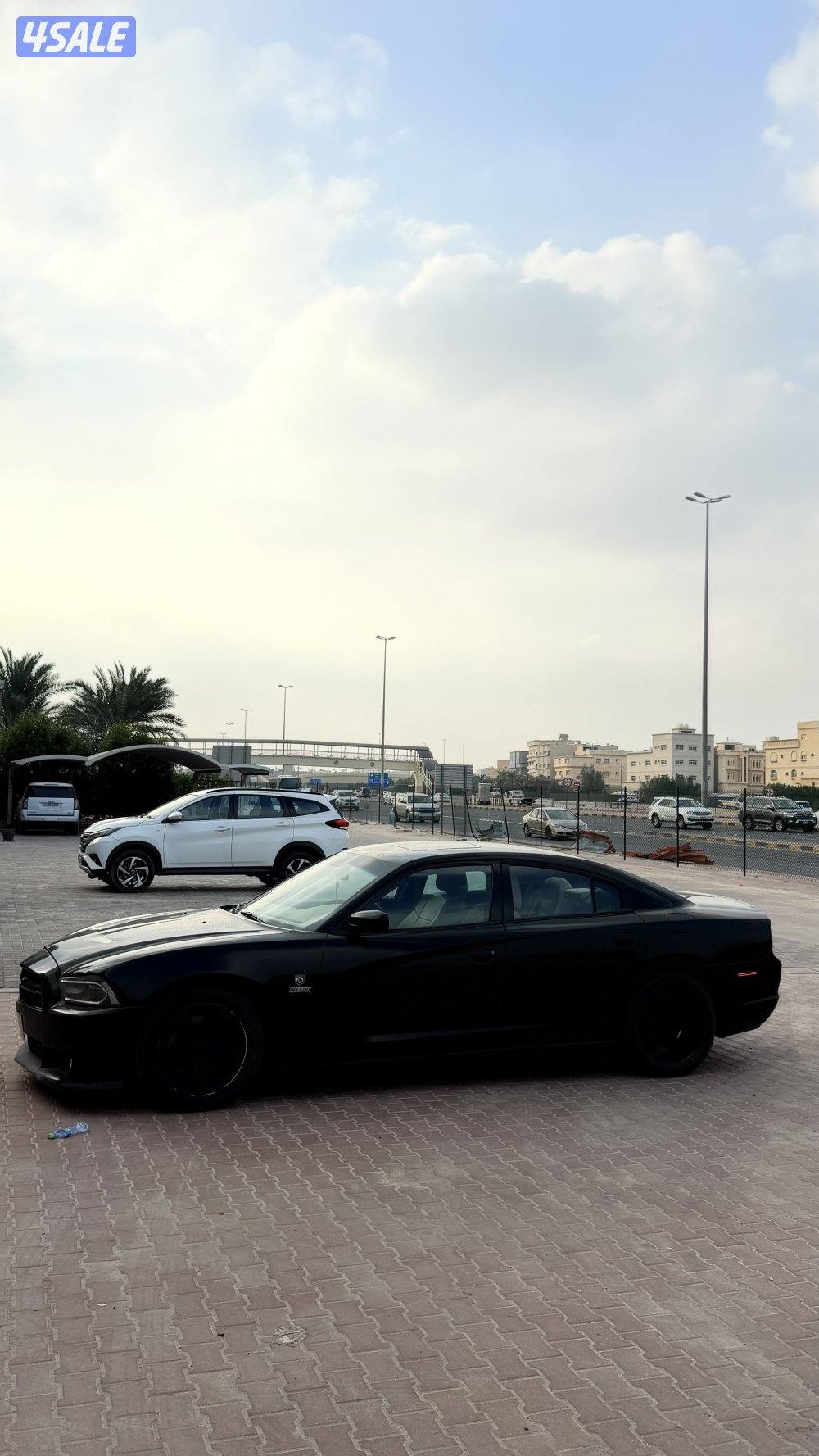 للبيع دوج 2013 سكراب3