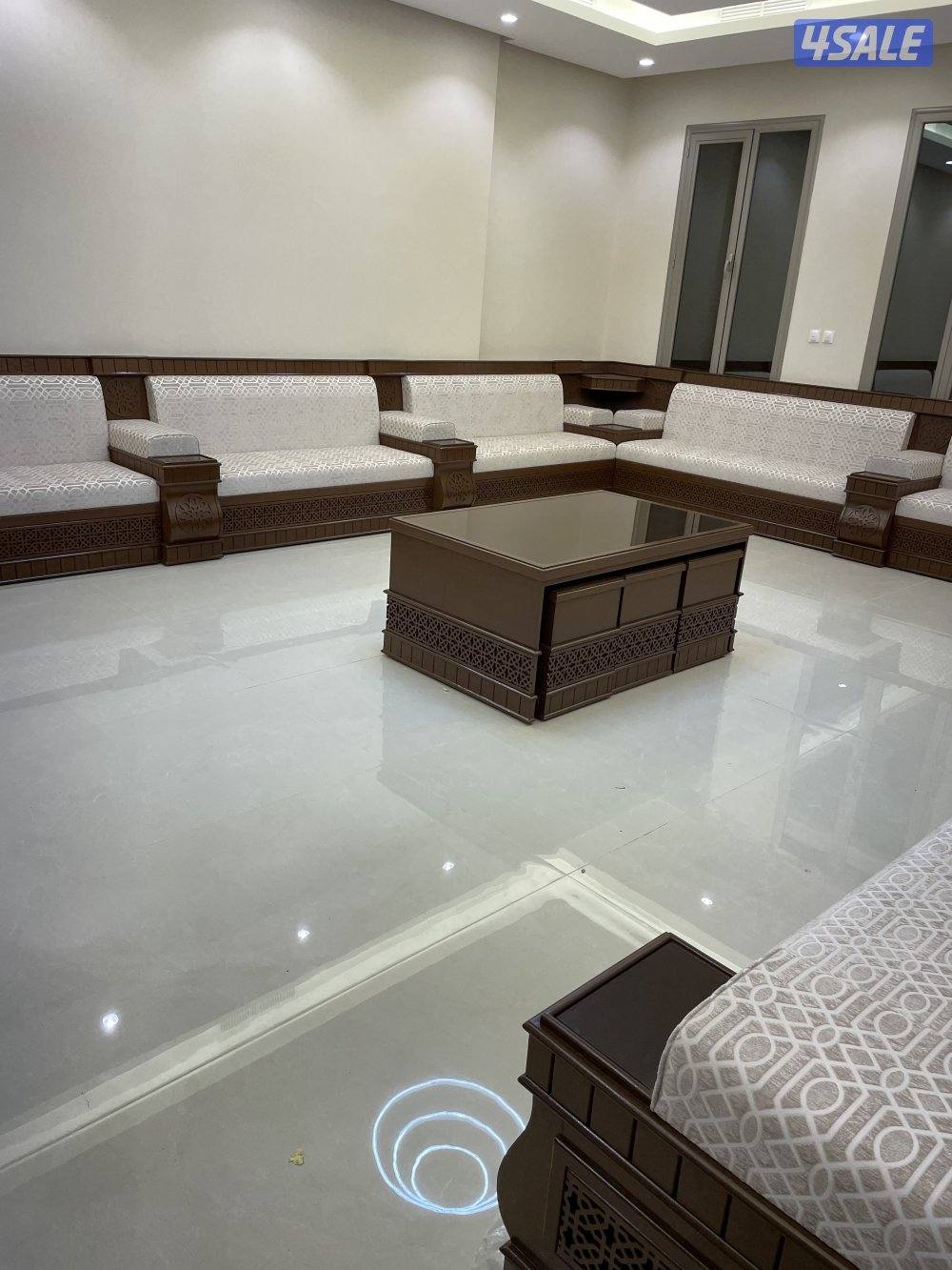 تفصال وتنجيد جلسات دوانيات و ستائر احداث الموديلات اسنفج البغلي0