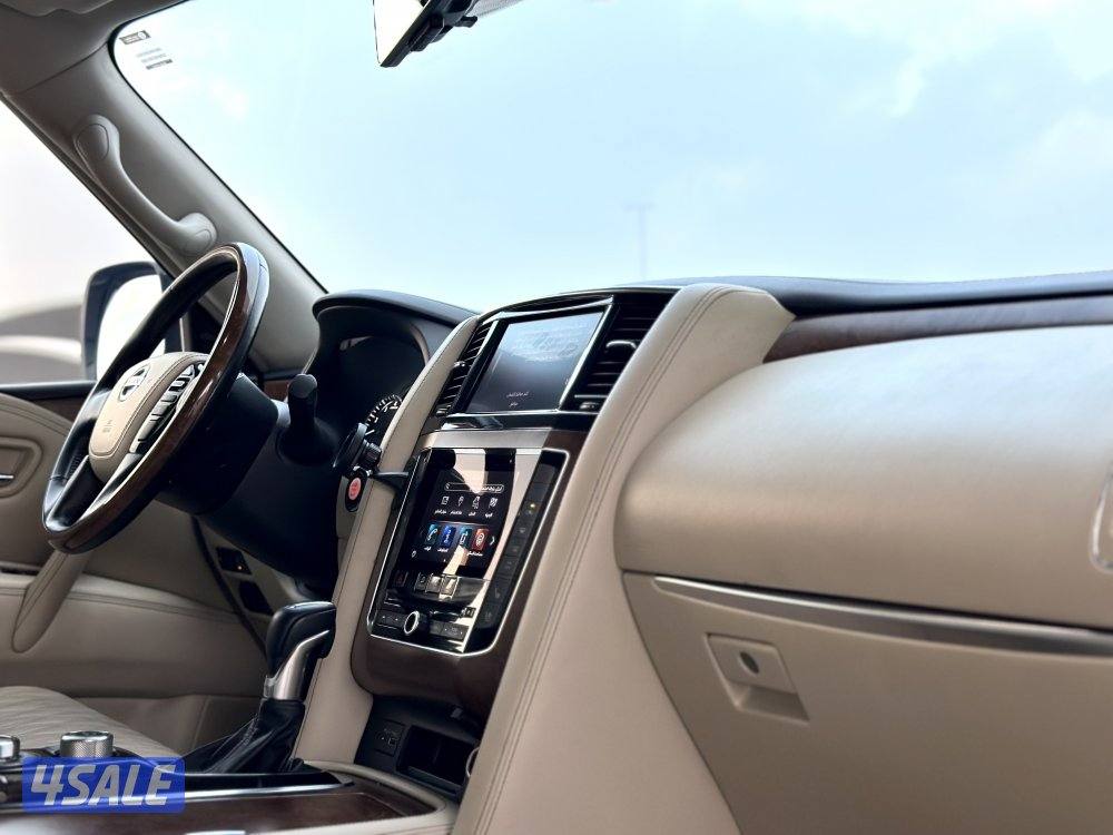 معرض القمة🚩8