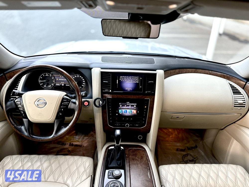 معرض القمة🚩11