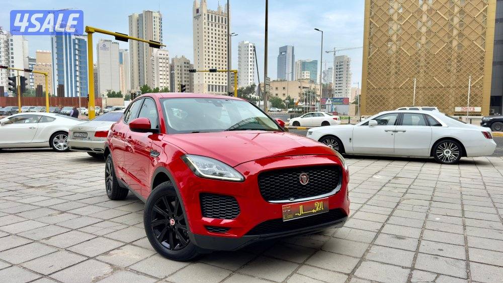 جاكوار E,pace/ موديل 2020/ عداد 88 ألف/ P 200/ وكالة الكويت0