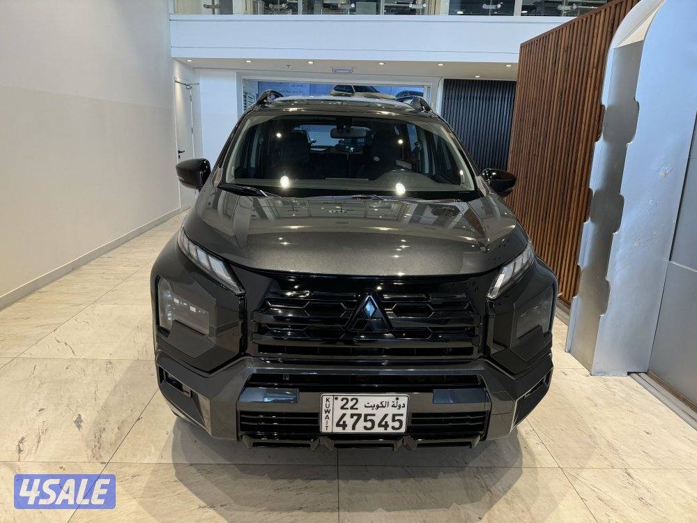 Mitsubishi xpander cross0