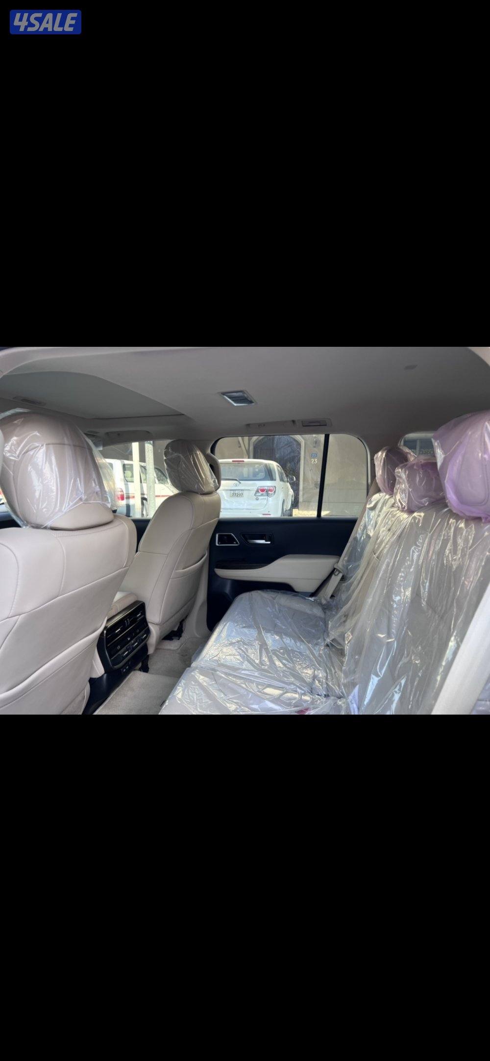 لاند كروز vx4