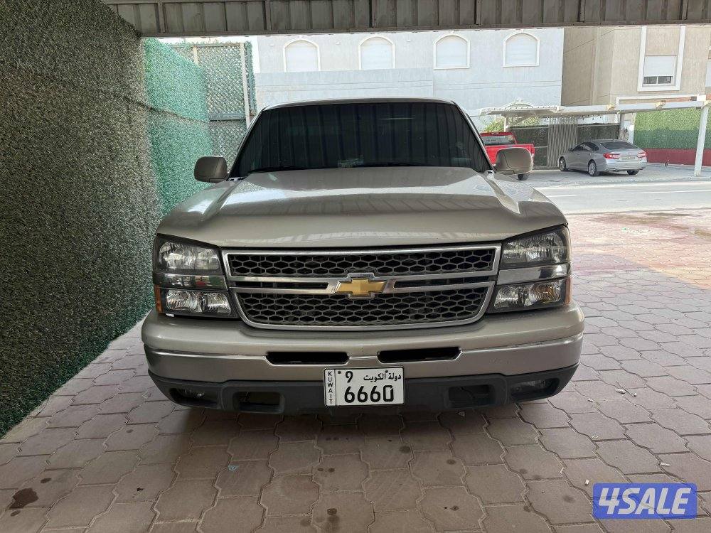 للبيع سلفرادو ٢٠٠٦2