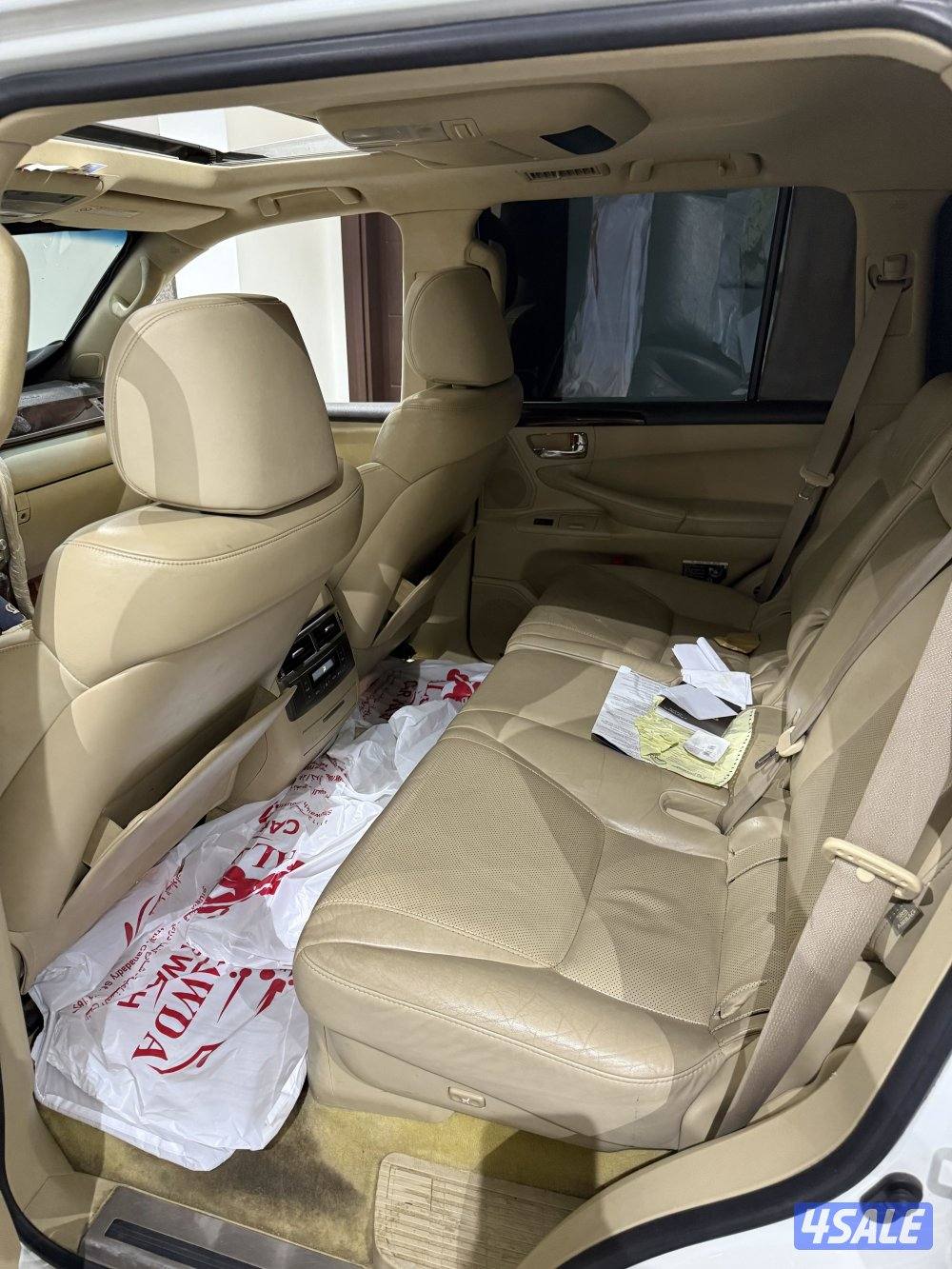 جيب لكزس موديل 20113