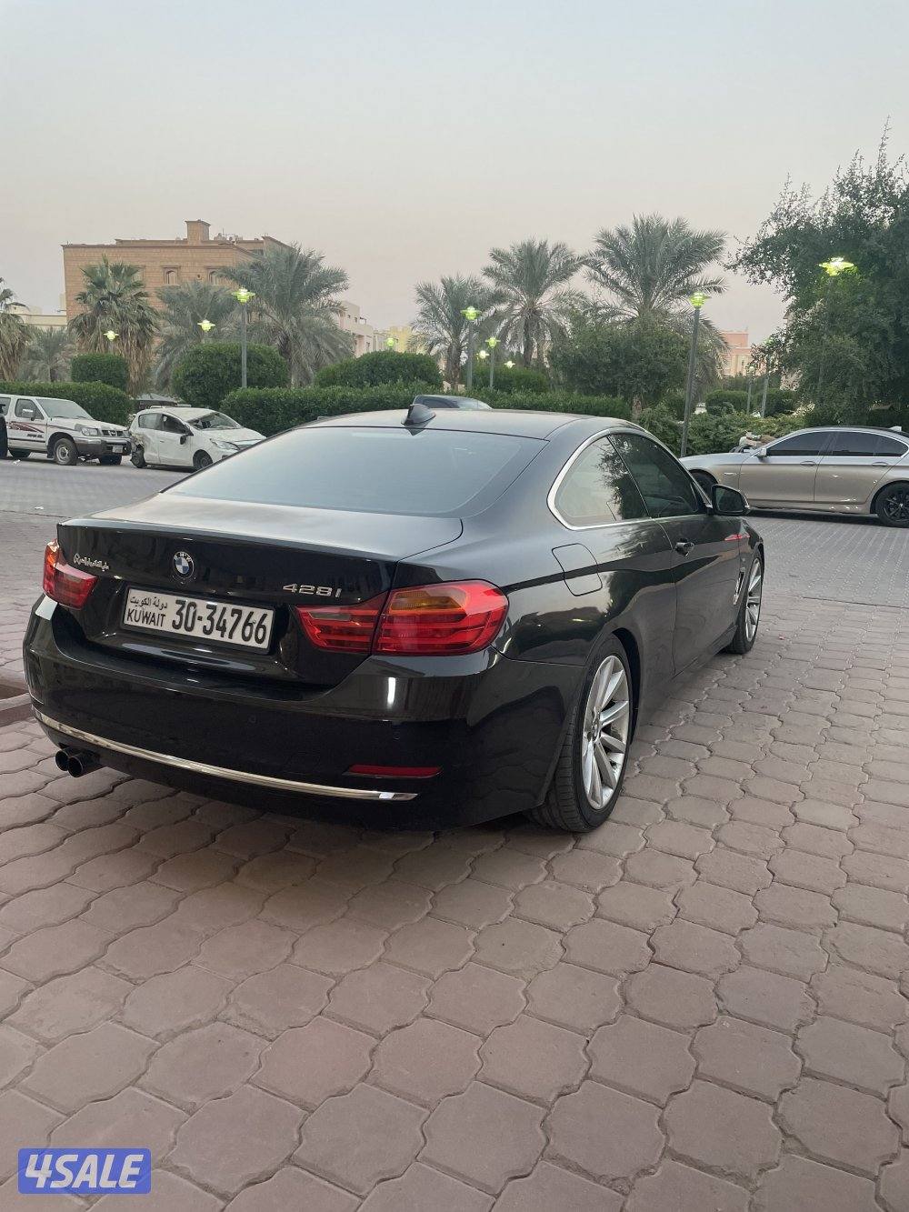 للبيع او ابدل BMW1