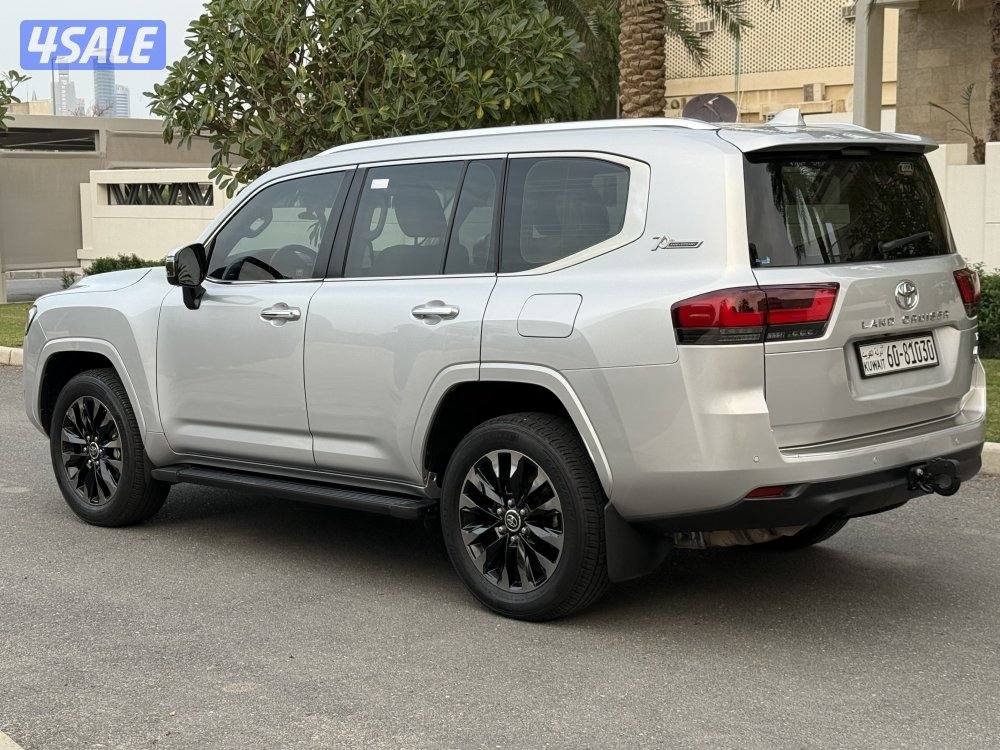 لاندكروزر vx 2022 صبغ الوكاله2