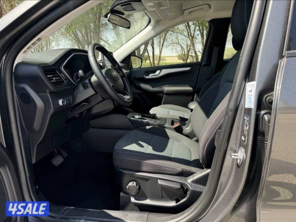 للبيع فورد اسكيب 2023 تحت الكفالة5