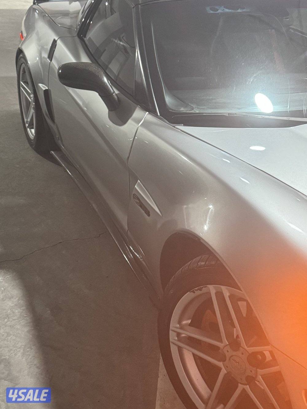 للبيع c6 z06 او البدل مع جيب1