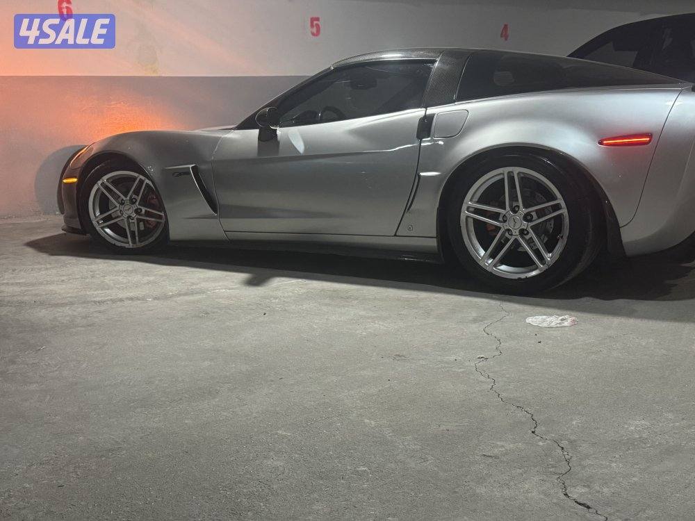 للبيع c6 z06 او البدل مع جيب8