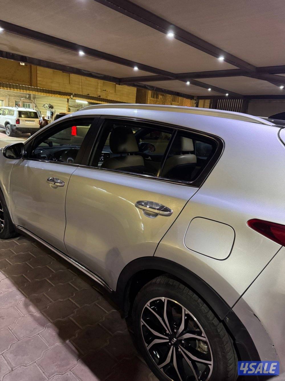 سياره للبيع3