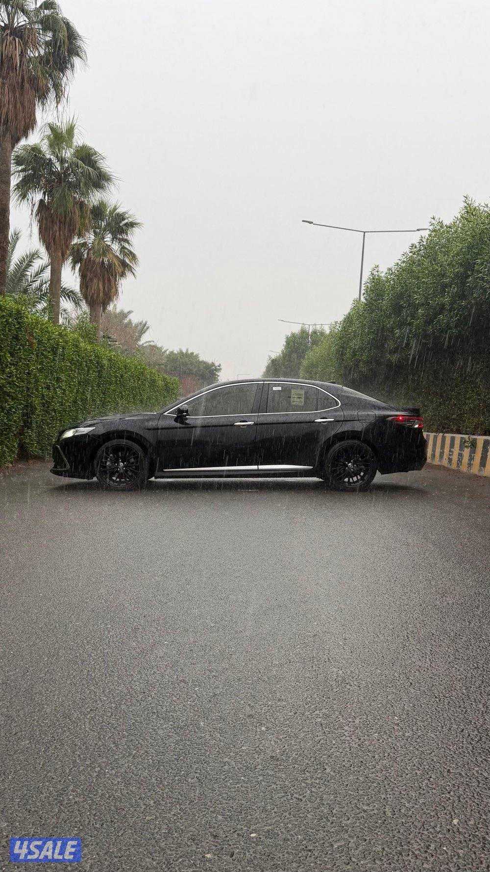 CAMRY LIMITED V6 6000KM4