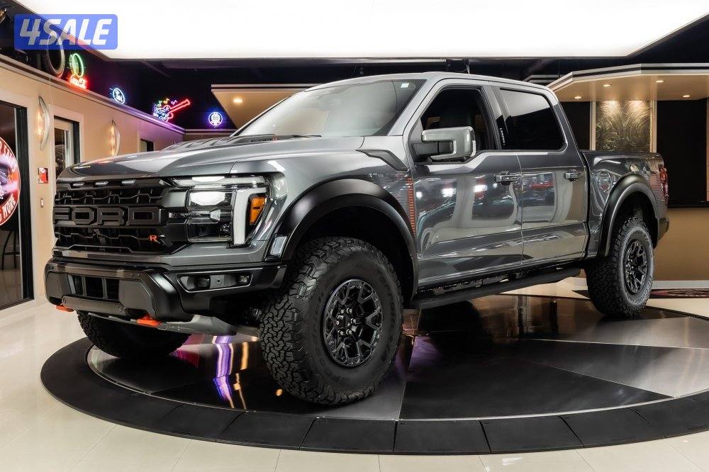 Raptor R supercharged 720 horse power0