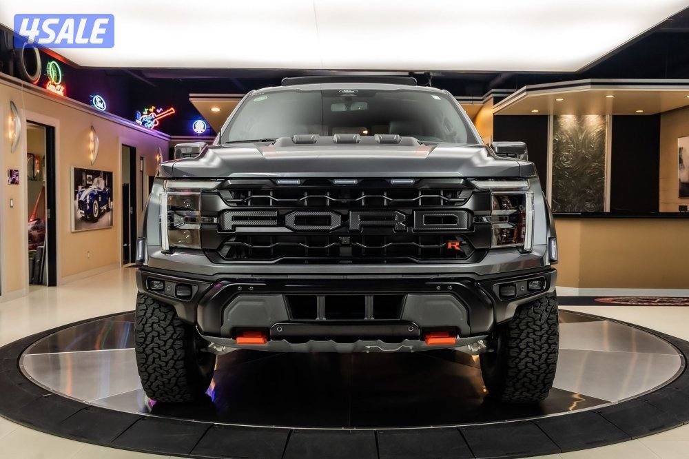 Raptor R supercharged 720 horse power8