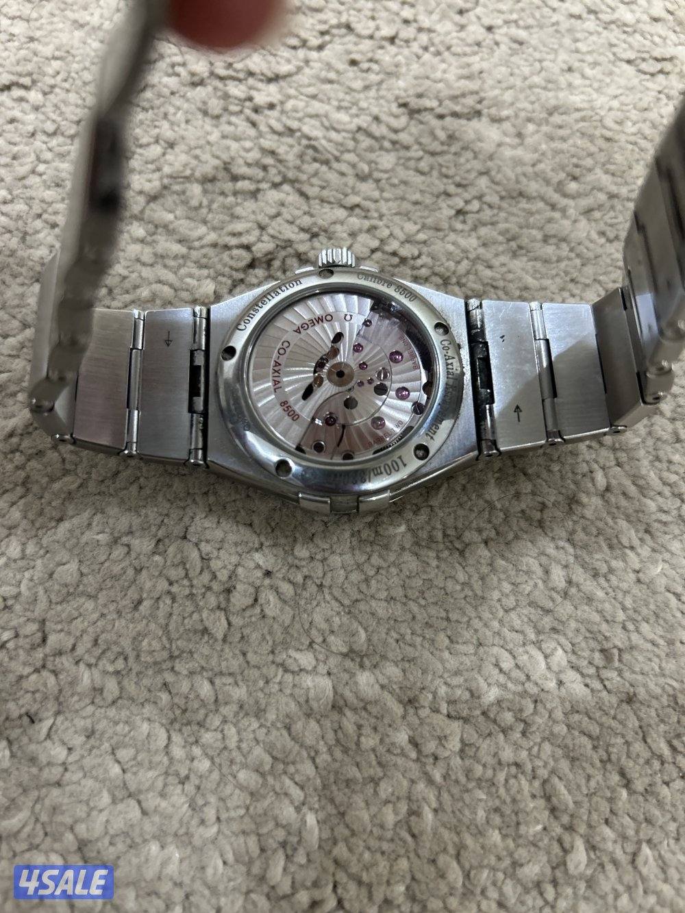 للبيع ساعه اوميقا1