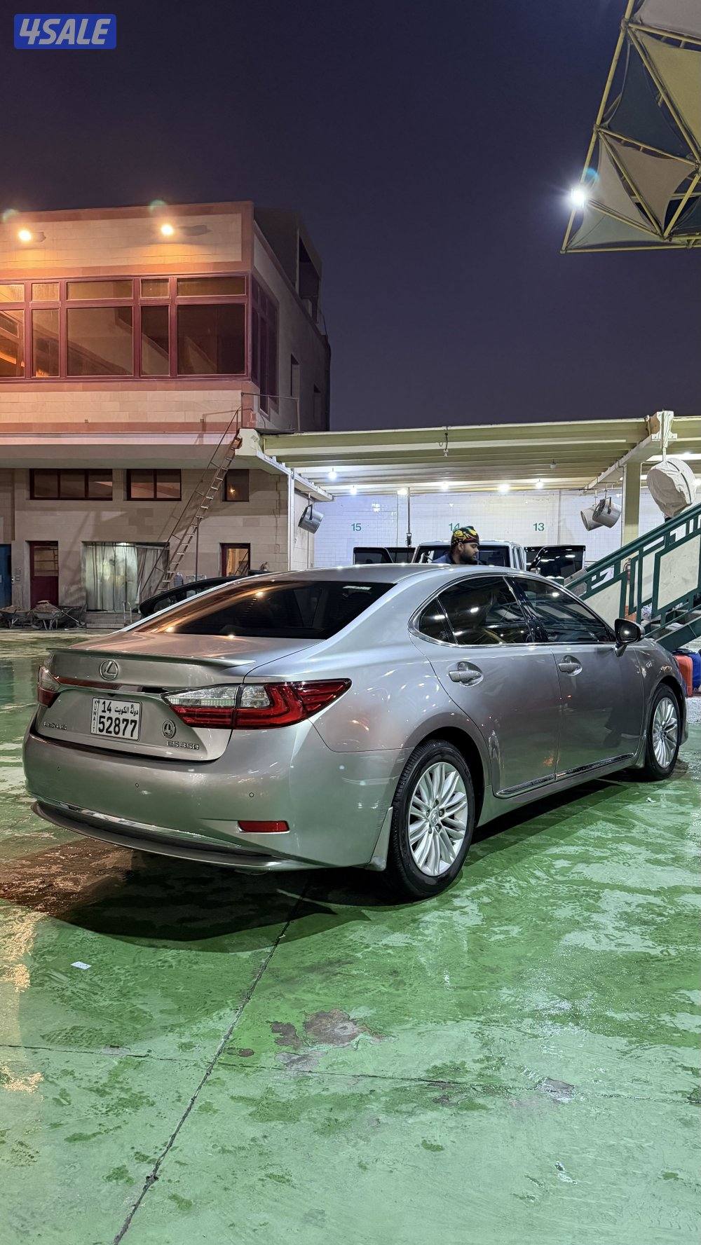 للبيع لكزس ES3501