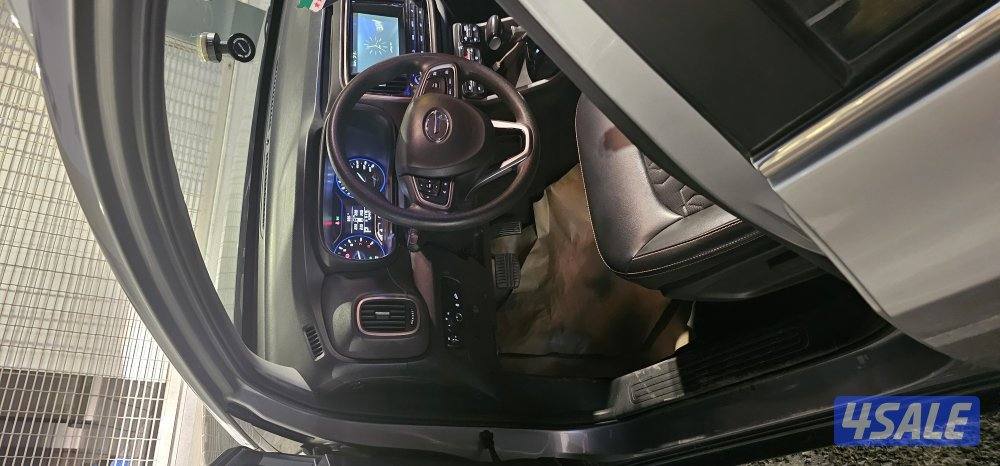 نظيفة جدا مع تامين شامل وسيرفس منتظم والحالة فووق الممتاز شرط الفحص7