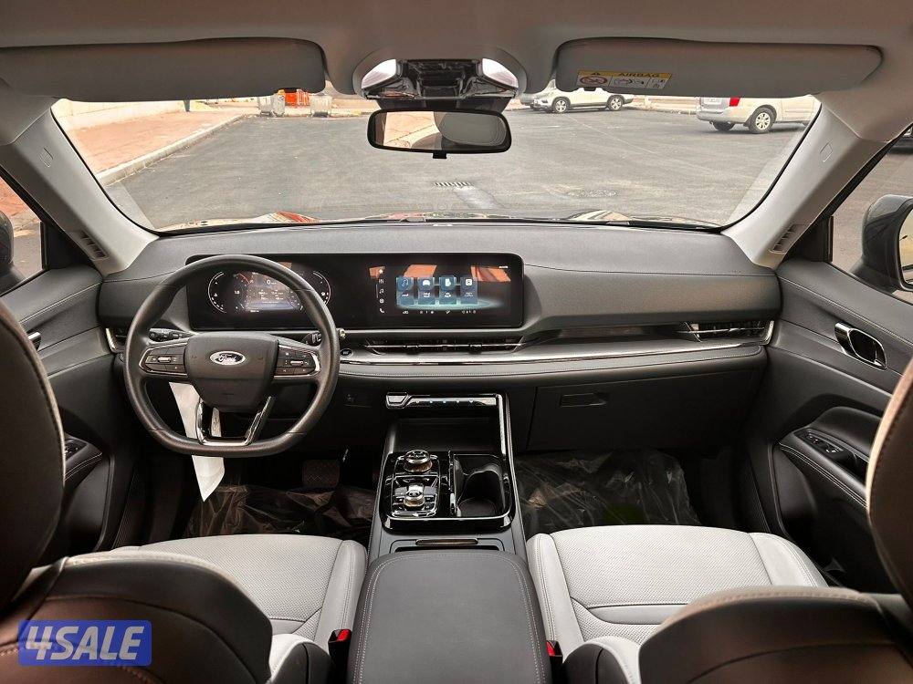 للبيع فورد تيروتوري 2025 شبه جديدة صبغ الوكالة ماشي 9000 حماية فل3