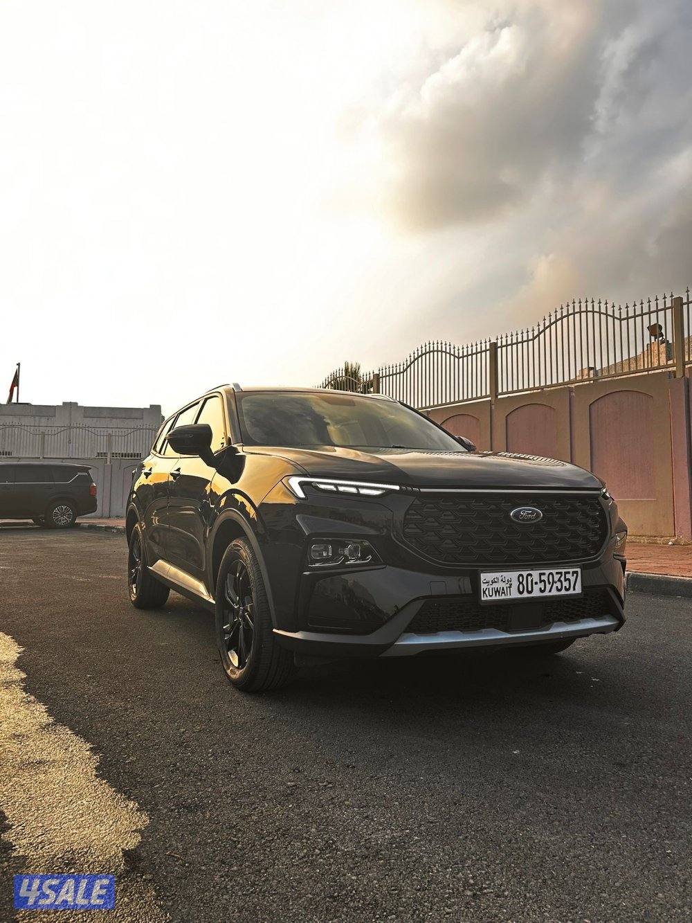 للبيع فورد تيروتوري 2025 شبه جديدة صبغ الوكالة ماشي 9000 حماية فل4
