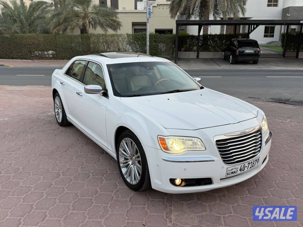 كرايزلر C300 موديل 2014 شرط الفحص3