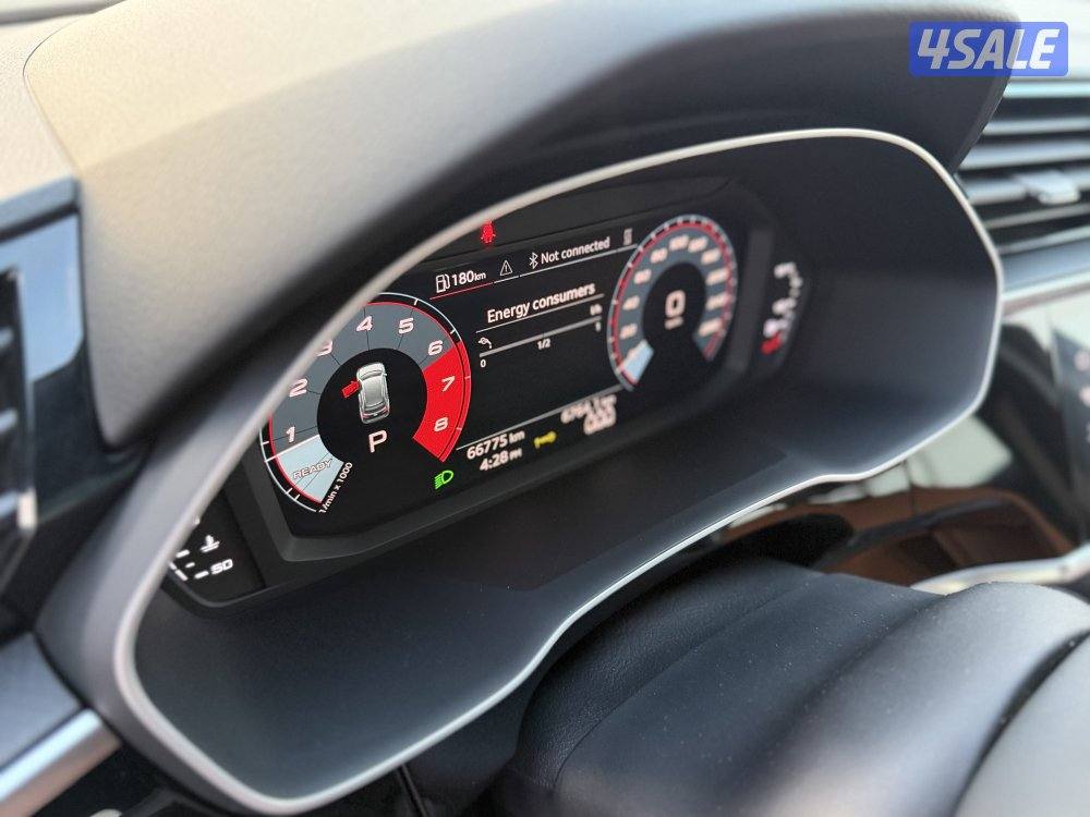 اودي 2023 بحالة المصنع كالجديد8